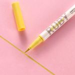 809594-3-Caneta-Delineadora-Ruby-Kisses-Retro-Yellow