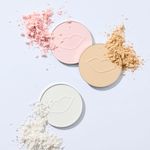 812185-03-Po-Compacto-Boca-Rosa-Translucido-Cuscuz-9g